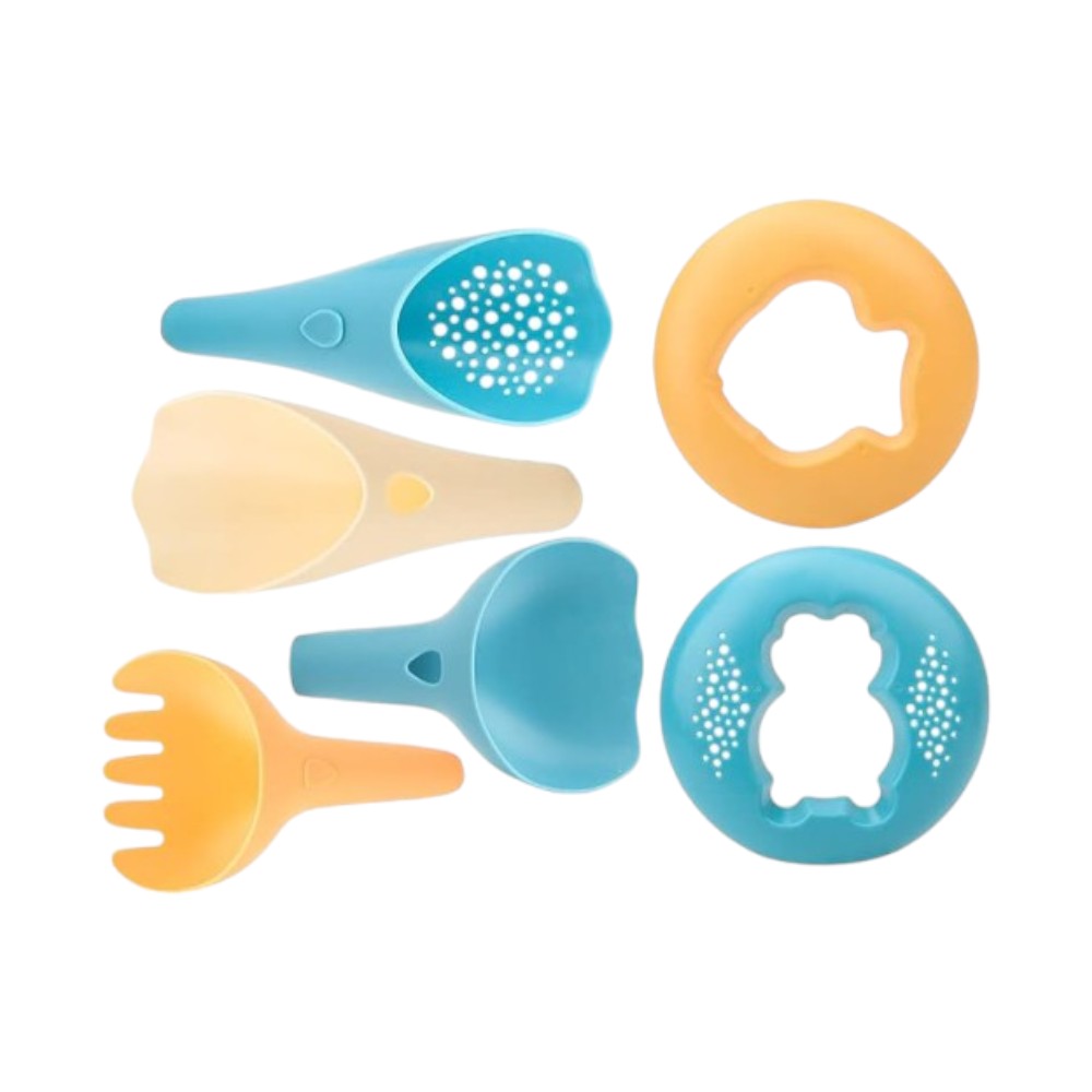 17-Piece Kids Beach Toy Includes Bucket, Sand Molds, and Tools