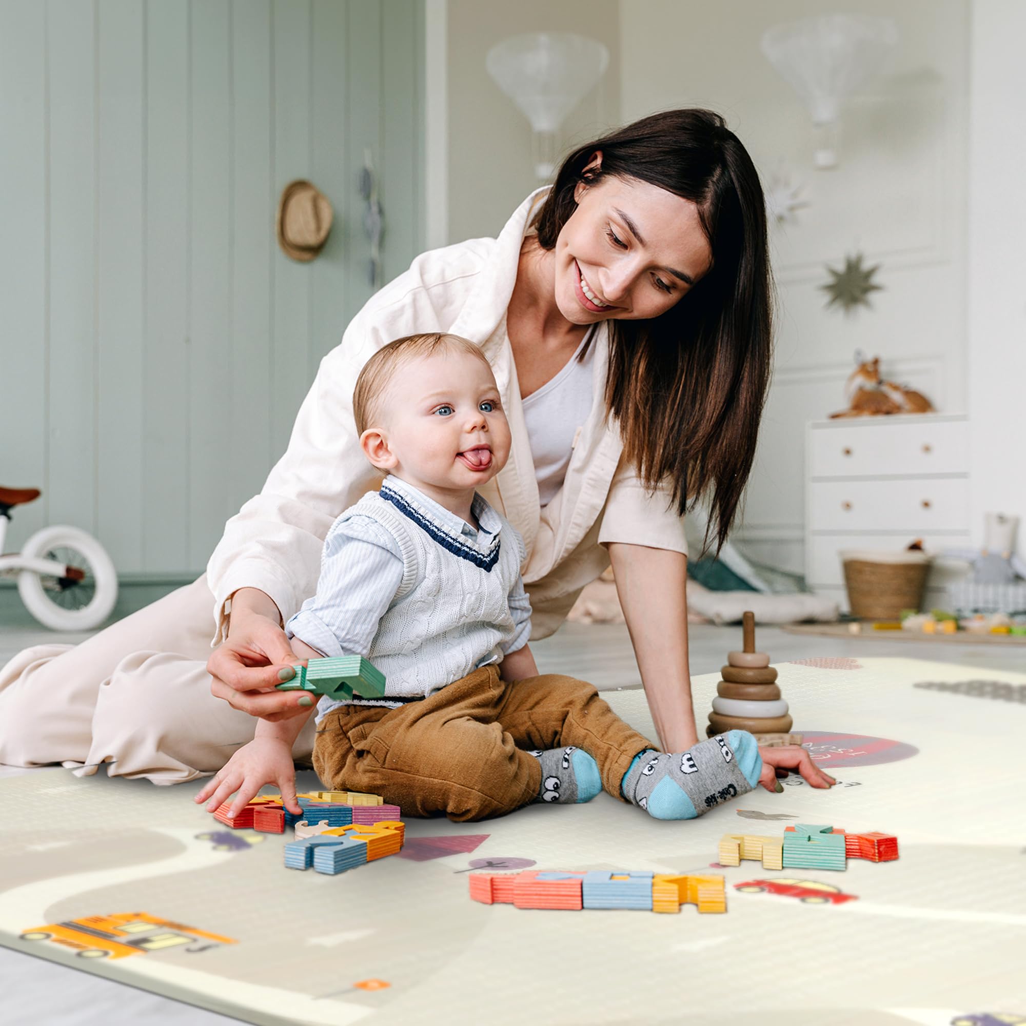 Foldable Reversible Mat for Play, Waterproof Picnic Mat Carry Bag